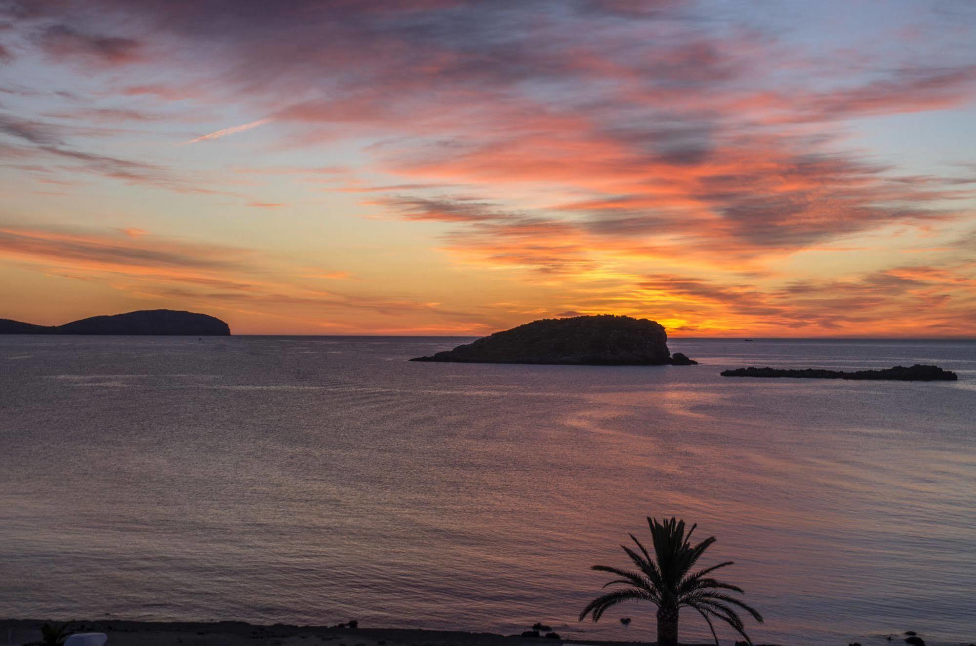 Outsite Ibiza Hotel Es Canar  Bagian luar foto